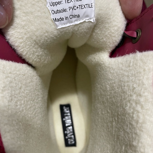 Olivia Miller Woman’s Winter Boots Winter is going to be here before you know it - Picture 4 of 5